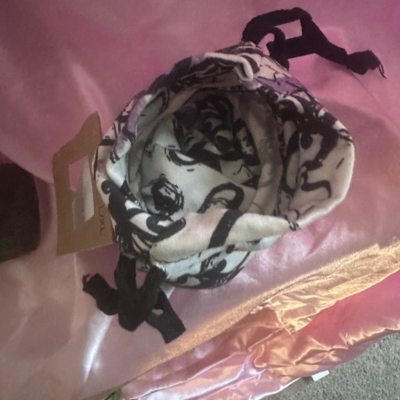 Abstract Print Hair Scrunchie - Picture 2 of 4